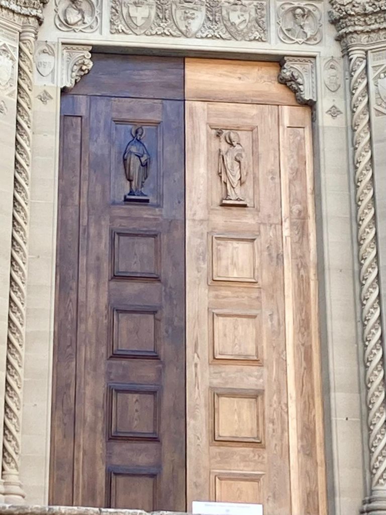 restauro portone ingresso cattedrale (8)